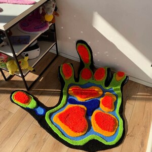 Hand Alfombra con mechones mullidos: un toque divertido y suave para tu salón o dormitorio , Regalo para el día de la madre, Regalo para el día del padre, Idea de regalo imagen 5