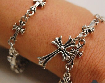 Celtic Silver Cross Bracelet - Gothic Silver Cross Bracelet, Gothic Cross Bracelet jewelry Gift, Gothic Bracelet Gift, Goth Cross Chain Gift