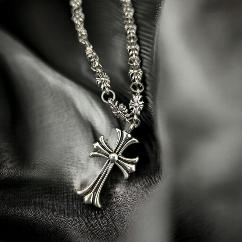 Chrome Style Necklace Silver Plated Gothic Chain with Cross Design, Unique Cross-Inspired Chrome Jewelry immagine 7