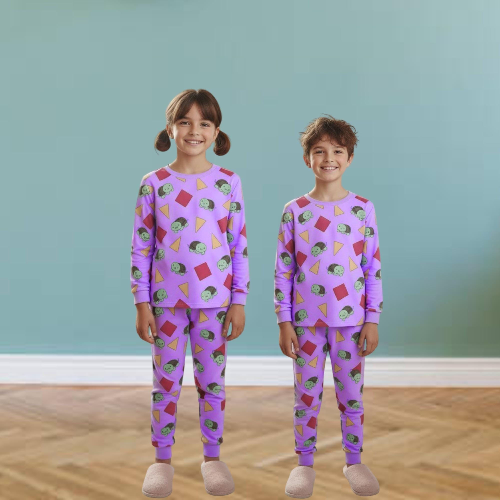 RUIYHE K-Pop Kinder Pyjama Set - Langarm Mit Musik-Motiven, Jogger-Hose, Schwarz Mit Bunten Prints