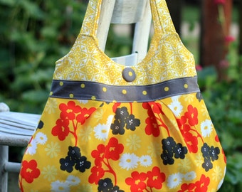 Pretty in Pleats pleated purse PDF sewing pattern