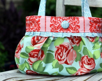 Short and Sassy Pleated Handbag PDF Sewing Pattern