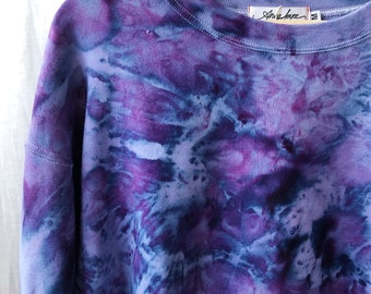 Handgeverfd katoenen sweatshirt met ronde hals, paarse tie-dye