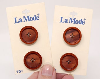 Vintage La Mode Burnt Orange Sewing Buttons - #2827 Vintage Sewing, Retro Sewing