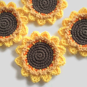 Birthday gift Christmas gift Mother\u2019s Day gift Set of 2 crocheted drinks coasters 100/% cotton