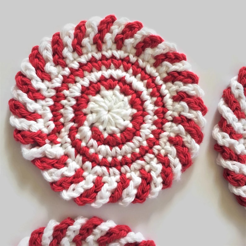 Red and White Swirl Crochet Coasters, Holiday Drink Cotton Coasters, Round Mug Rugs, Best Selling Items image 2