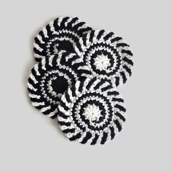Black and white drink coasters discount