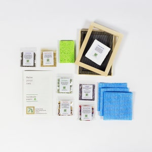 The contents of this Wooden Deckle Papermaking Kit.