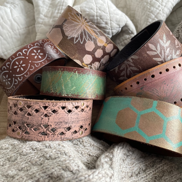 **FOLLOW YOUR HEART Distressed Leather Cuff 004E main image 1