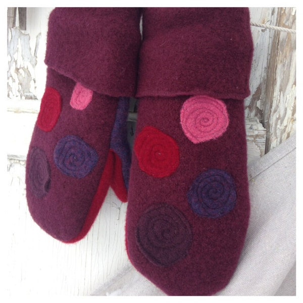 Purple Felted Mittens- Grape Jelly Dots-Upcycled Wool-Teen-Women
