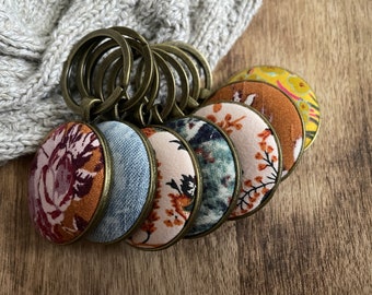 Floral Keychain-Keyfob-Keyring- Fabric Buttons