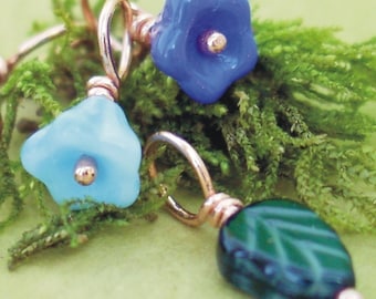POSIE BLUES - Knitting Stitch Markers - Set of 5 - US8