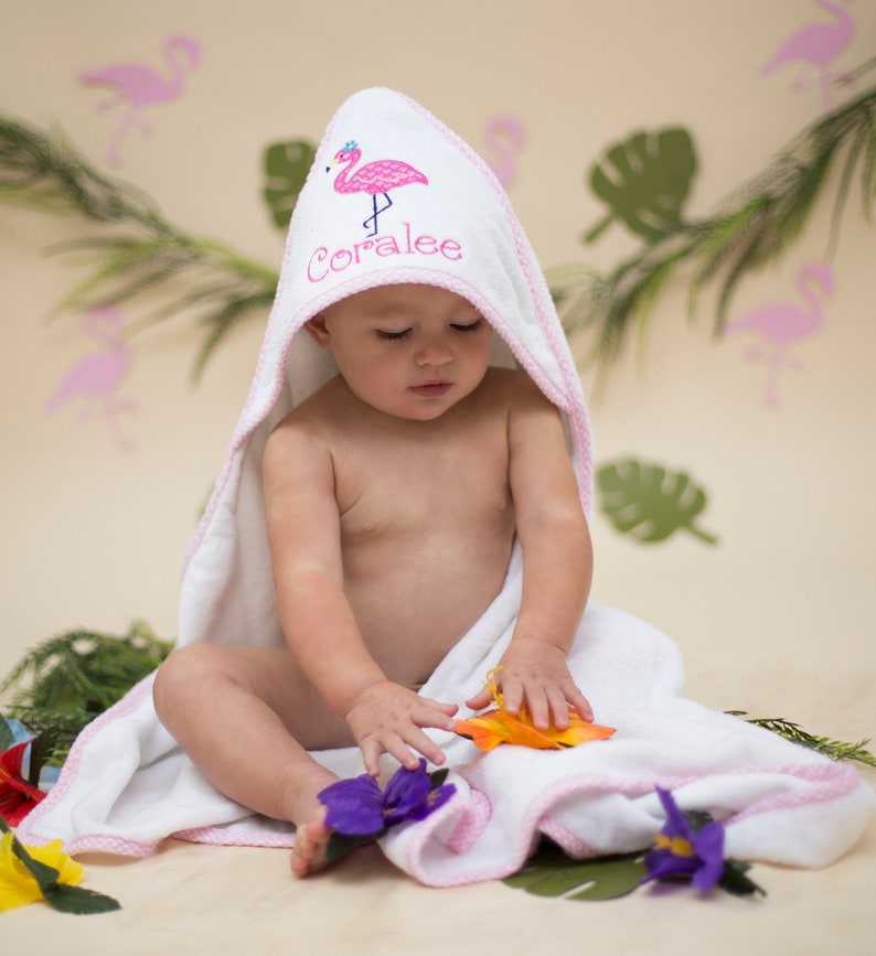 Personalized Hooded Towel for Baby Girl, Monogrammed Gift for Baby, Shower Gift Girl, Flamingo Baby Girl Beach Towel, Baby Towel Personalize image 5