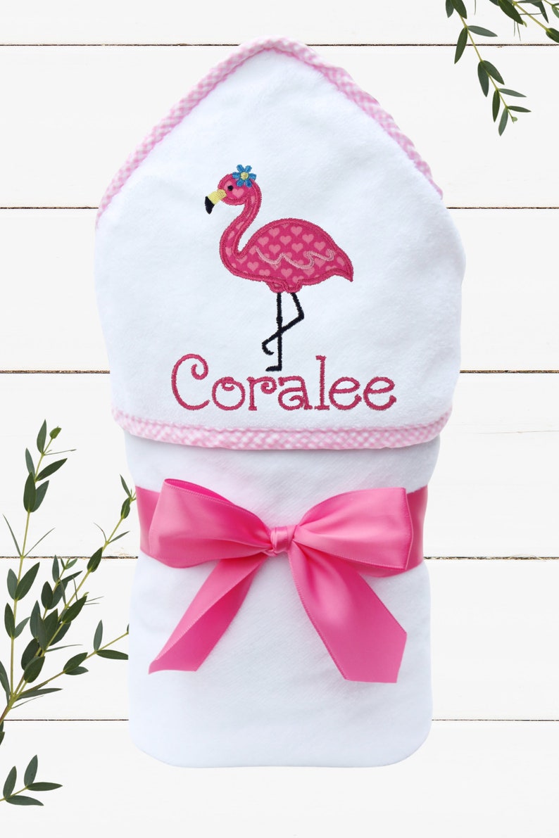 Personalized Hooded Towel for Baby Girl, Monogrammed Gift for Baby, Shower Gift Girl, Flamingo Baby Girl Beach Towel, Baby Towel Personalize image 3