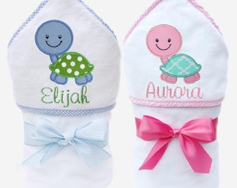 Hooded Towels for Twins Gift - Personalized Twins Gifts -  Twins Bath Towels - Girl Boy Twins Gift - Personalized Gift for Twins