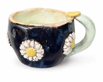 OAK Ceramic Coffee Mug or Tea Cup, Rustic Daisy Nature Pottery