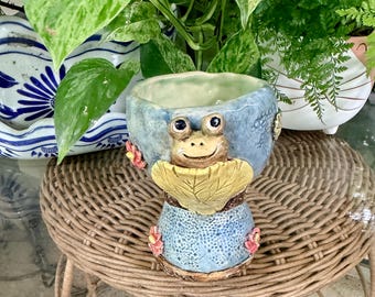 Handmade Ceramic Artisan Wine Glass or Chalice with Pocket Frog Pond Pottery