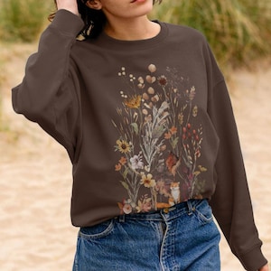 Autumn Floral Women&#39;s Oversized Sweatshirt | Fall Flowers Cozy Jumper | Autumn Botanical Sweater | Organic Cotton