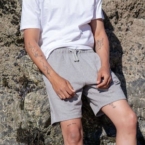 Mens Organic Cotton Jersey Shorts: Relaxed Gym Shorts With Pockets