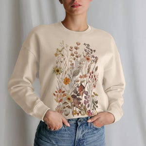 Relaxed Fit Organic Cotton Fall Jumper: Autumn Floral Botanical Sweater