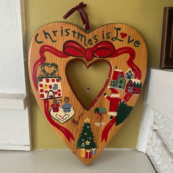 1997 Wood Christmas is Love Wreath Hanger Picture Plaque Heart Shape