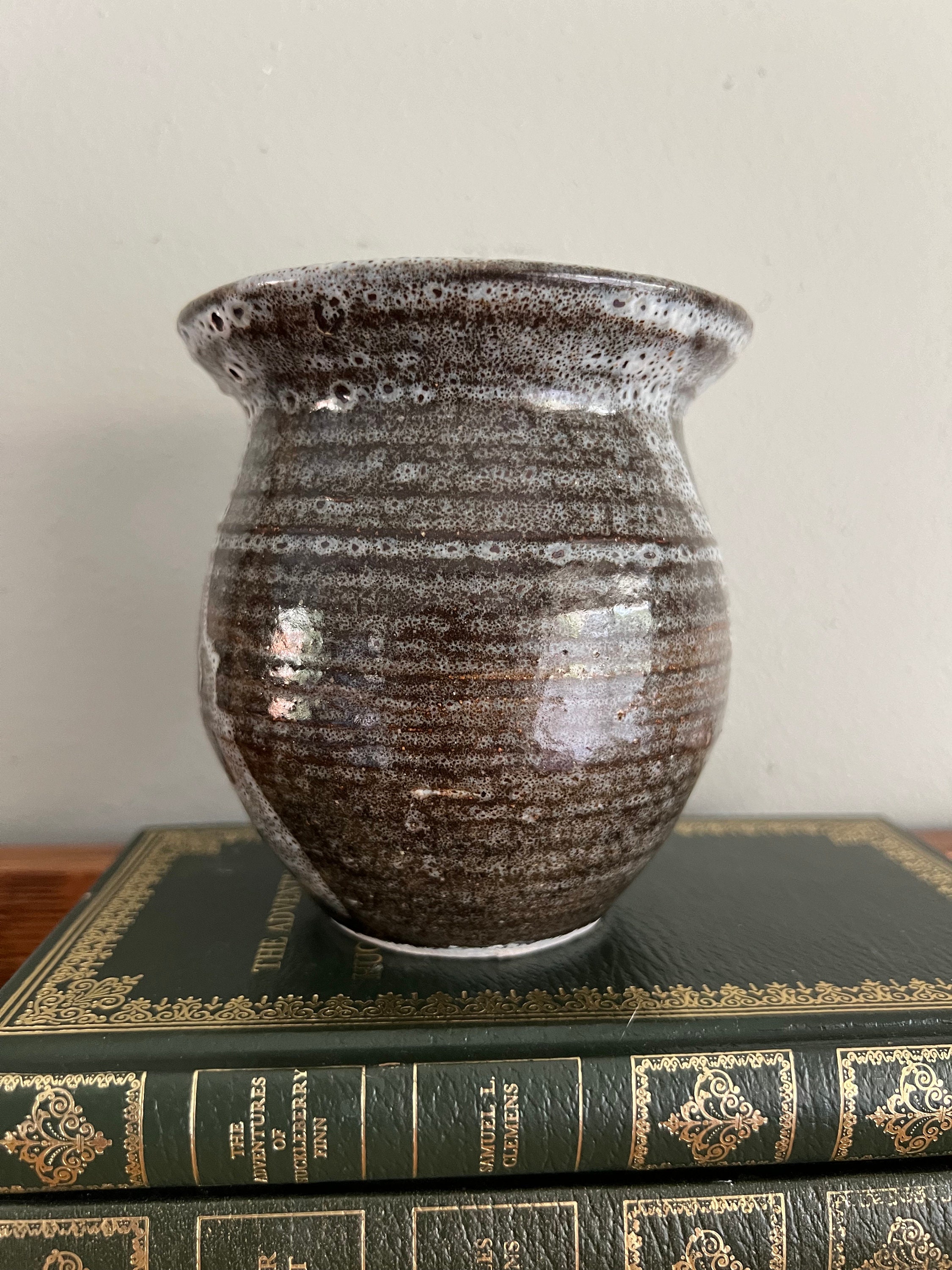 Vintaged Signed Studio Art Pottery Vase 4.25” - Etsy