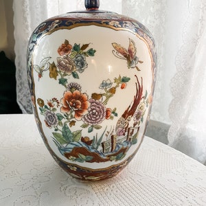 Vintage Asian Porcelain Hand Painted Bird and Floral Vase Ginger Jar with lid, Made in China
