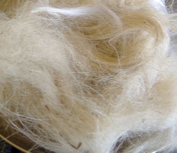 Llama / Alpaca Fiber Refill for Bird Nesting Ball