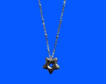 stainless steel chunky star necklace | silver star necklace | grunge Y2K silver star chain | hypoallergenic waterproof necklace