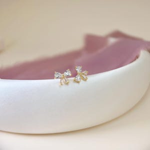 Gold Minimalist Earring Stud Birthday Jewellery For Her Everyday Earring Dainty Ribbon Studs Gold Butterfly Bow Earring For Women Gifts Sets