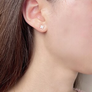 Diamanten klimop bloem oorbellen minimalistische sierlijke bloemen oorbellen voor bruiloft sieraden voor bruidsmeisje cadeau voor vrouwen verjaardagscadeau voor haar