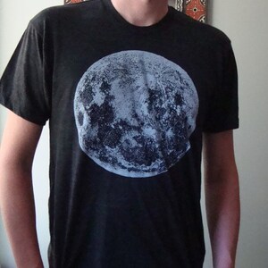 Blue Moon guys trac T Shirt image 4