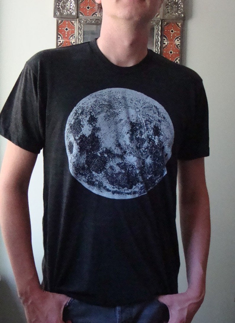 Blue Moon guys trac T Shirt image 4