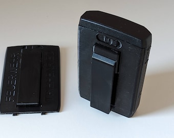 Pager Motorola TPG2200 battery cover with clip