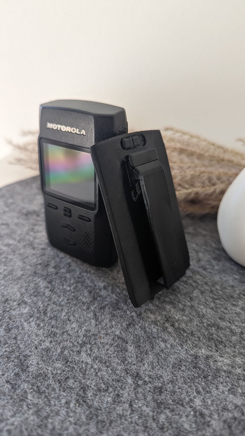 Pager Motorola TPG2200 battery cover with clip image 1