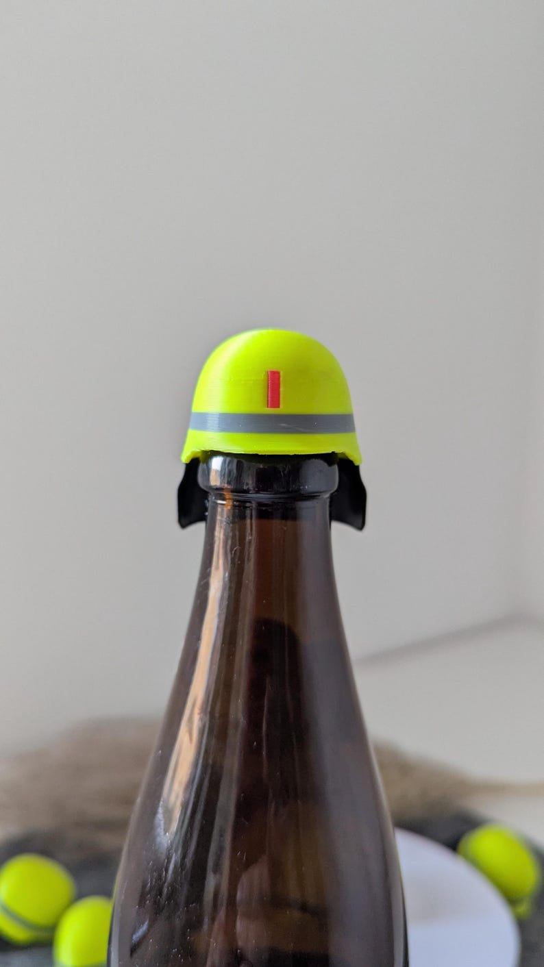 Feuerwehrhelm mit Kommandant - roter Balken