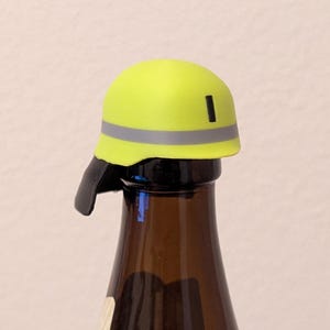 Feuerwehrhelm mit Stellvertretenden Kommandanten Strich in Schwarz
