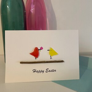 Carte de Pâques oiseaux en verre de mer, carte de voeux en matériaux recyclés, oiseaux colorés sur une branche, félicitations 15 x 10 cm, design unique, image 2