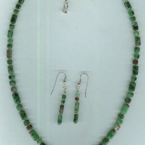 Adjustable Ruby Zoisite Pendant Necklace and Earring Set