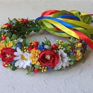 Ukrainian Flower Wreath, Flower Ukrainian Headband, Flower girl crown, Traditional Vinok image 4