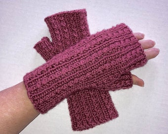 Rose Pink Fingerless Gloves / Cable Pink Texting Gloves / Dark Pink Fingerless Mitts