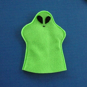 Green Alien Hand Puppet / Felt Alien Puppet / Outer Space Party Favors