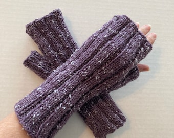 Purple and Gray Flecked Fingerless Gloves / Wool and Silk Lavender Mitts