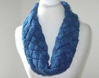 Blue Jeans Blue Hand Knit Scarf / Blue Tweed Infinity Scarf / Knit Circle Scarf / Entrelac Knit Cowl