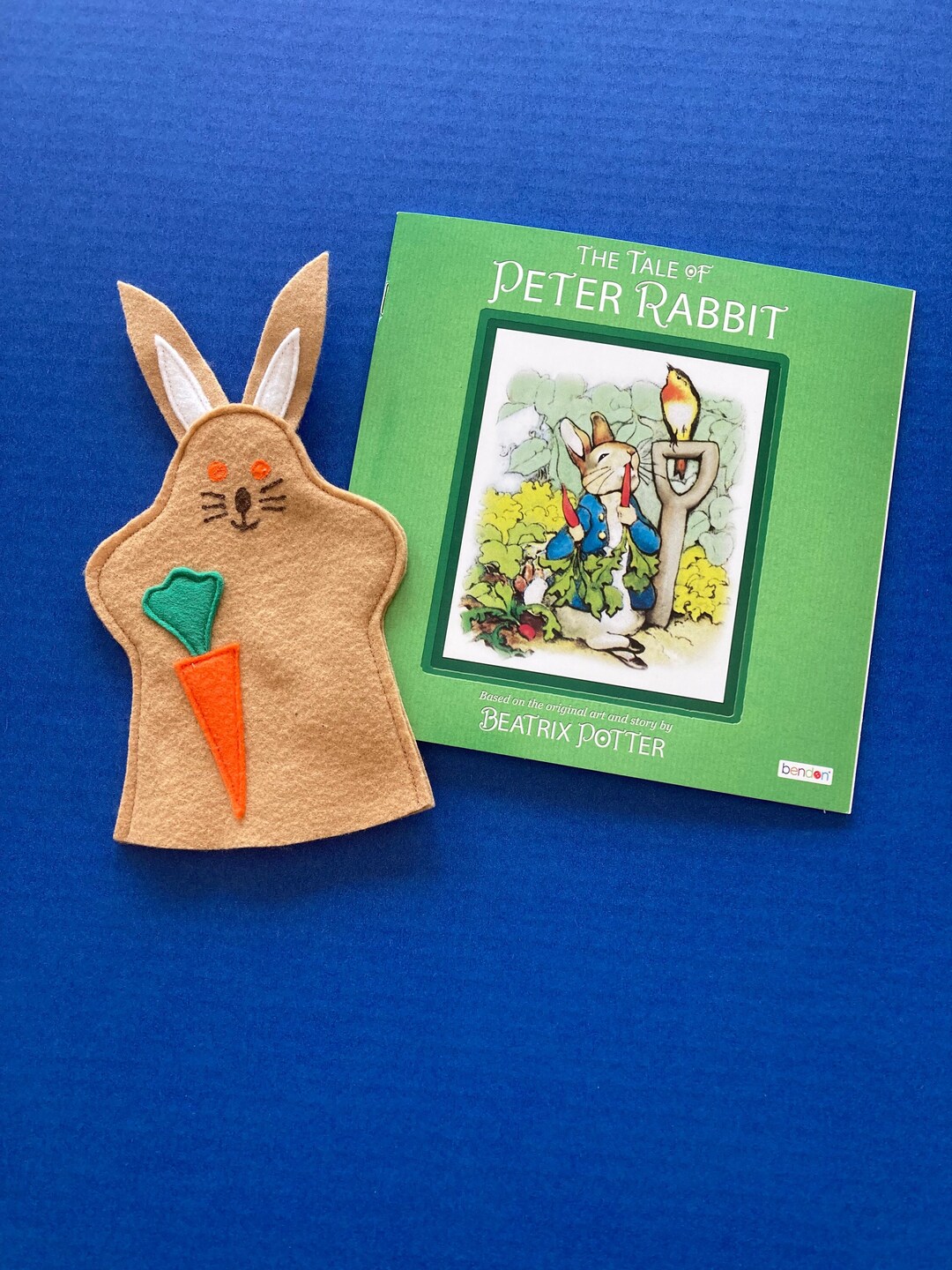 Peter Rabbit Storybook With Felt Hand Puppet / Rabbit Puppet and Book ...