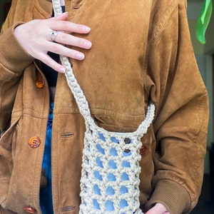 Small Crossbody Bag, Trendy Crochet Phone Case, Handmade beige purse, Boho gift for her, Knitting bag zdjęcie 3