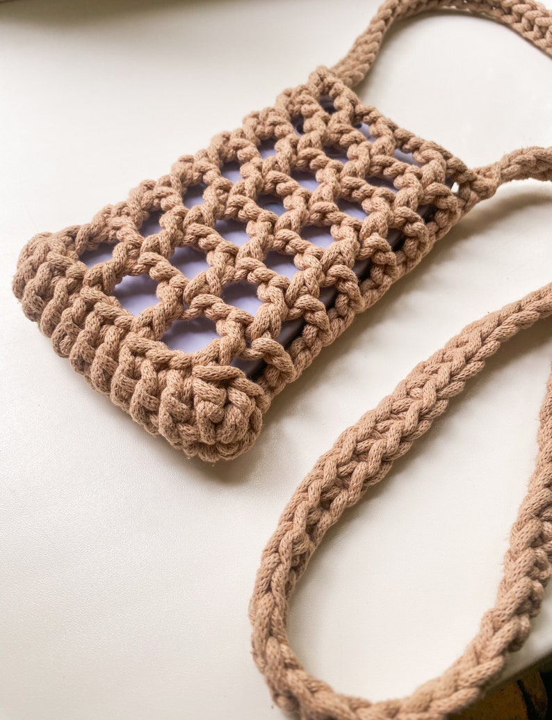 Small Crossbody Bag, Trendy Crochet Phone Case, Handmade beige purse, Boho gift for her, Knitting bag zdjęcie 2