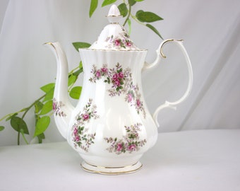 Superbe collection phare Royal Albert Lavender Rose, cafetière en parfait état