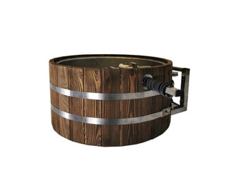 Cedar Hot Tub with Stainless Steel Bands