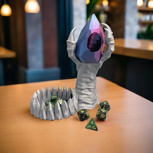 Claw of Fate Dice Tower, Dice Roller for Dungeon Master, Dungeons and Dragons Gifts, DND Player Gift, 3D printed DND Gift, TTRPG Dice Tower